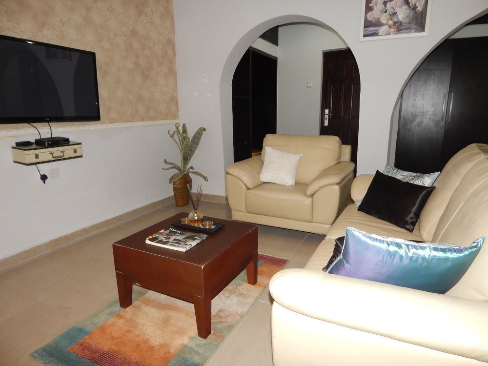 Redwood Place Hotel Abuja Exterior foto
